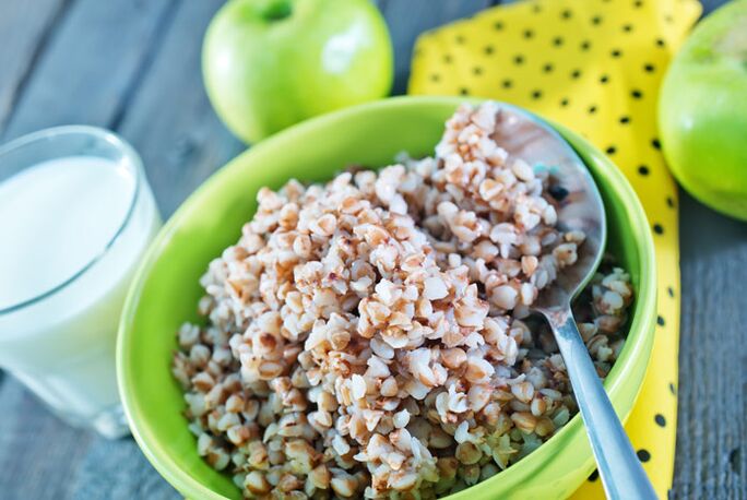 Buckwheat and apples